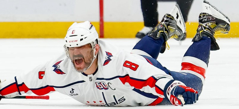 Alex Ovechkin breaks new record as chase continues to become NHL’s all-time leading scorer