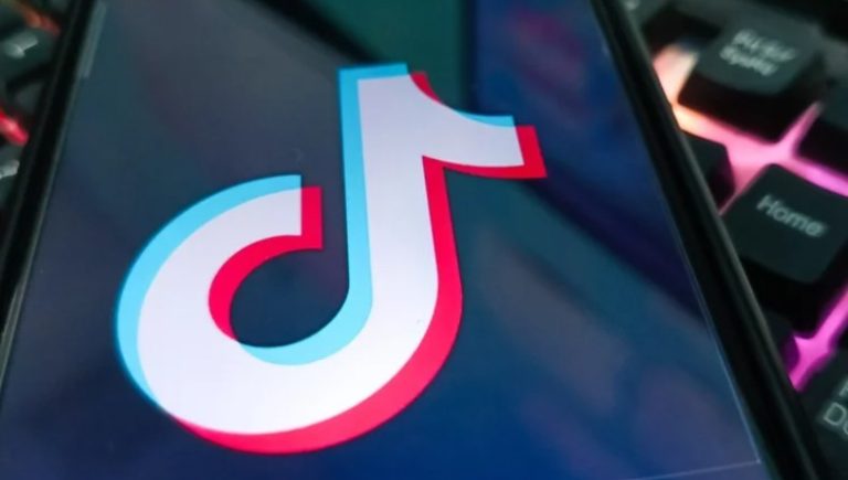 TikTokers offered $5,000 to join Facebook and Instagram