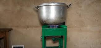 How a Cameroonian stove turns recycled oil into clean fuel