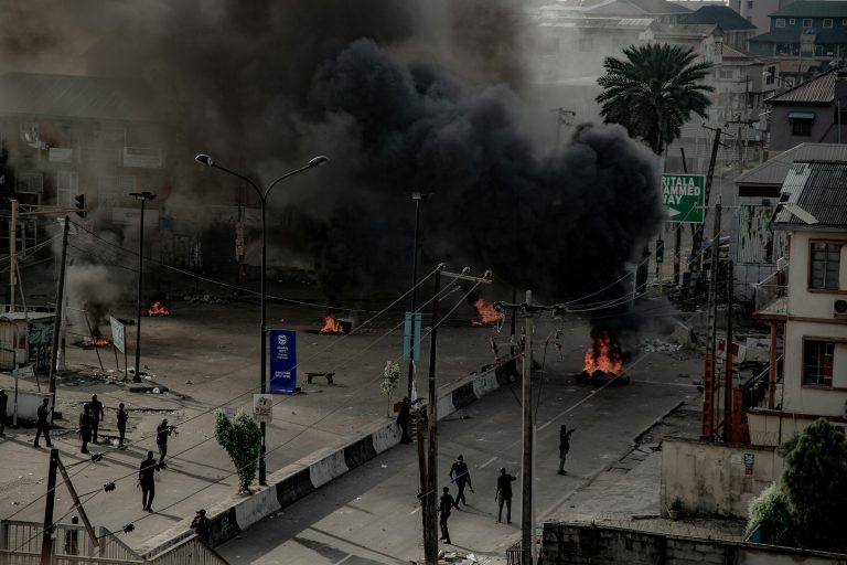 Protesters clash with police in Lomé, Togo, amid unrest over constitutional reforms favoring President Faure Gnassingbé.