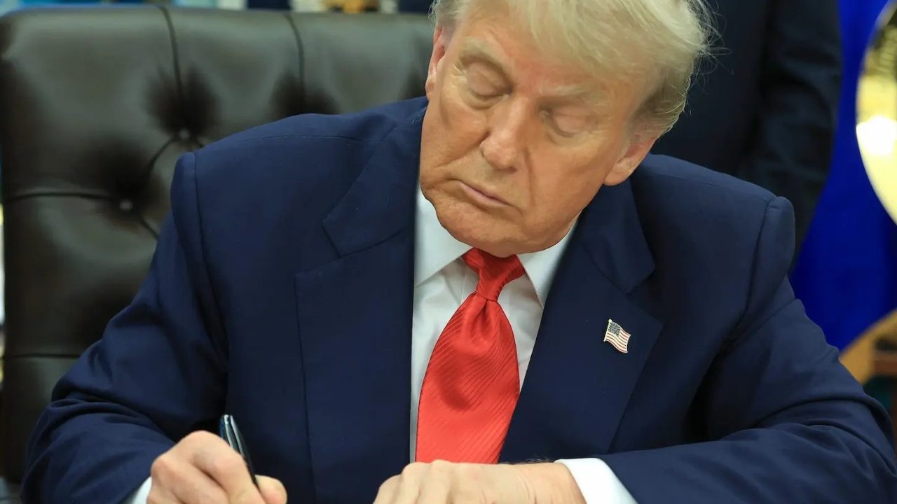 The U.S. tightens visa rules for Nigerians and Ghanaians, limiting travelers to single-entry visas valid for three months amid sweeping immigration policy changes.