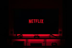 Netflix Shares Sink as Quarterly Profit Falls Short of Expectations